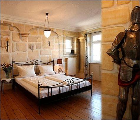 Knopf Und Knopf Erlebniswelt Hotel Warthausen Стая снимка